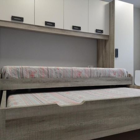 Apartamento Carme Hospitalet De L'Infant Exterior foto