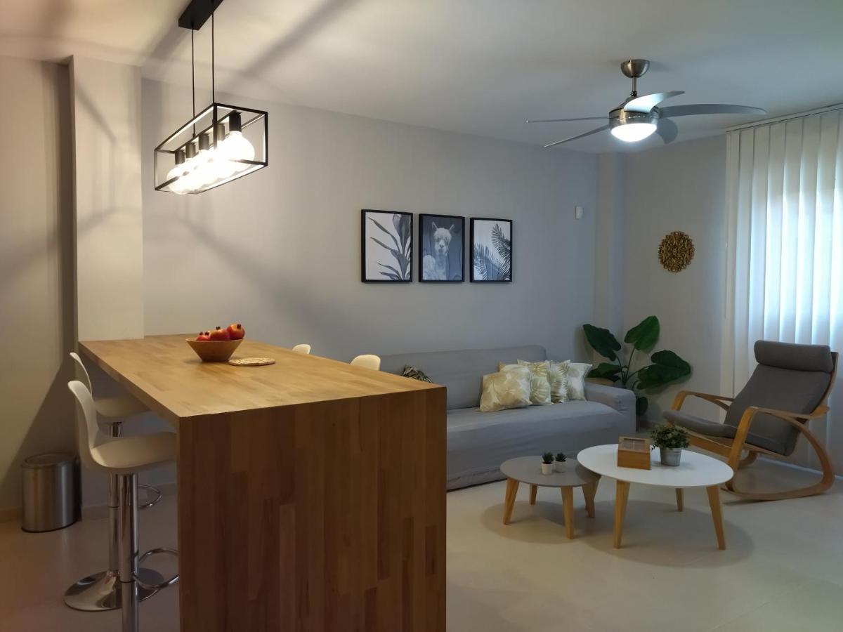 Apartamento Carme Hospitalet De L'Infant Exterior foto