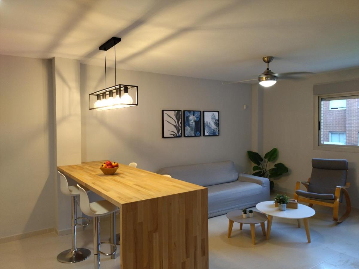 Apartamento Carme Hospitalet De L'Infant Exterior foto